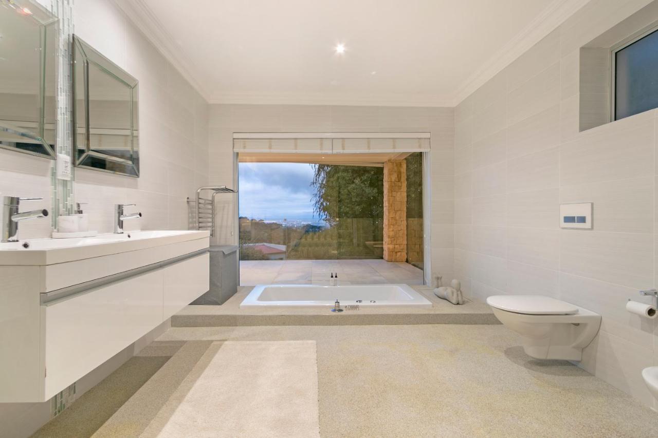Luxury Serviced Mountain Villa In Constantia Cidade Do Cabo Exterior foto